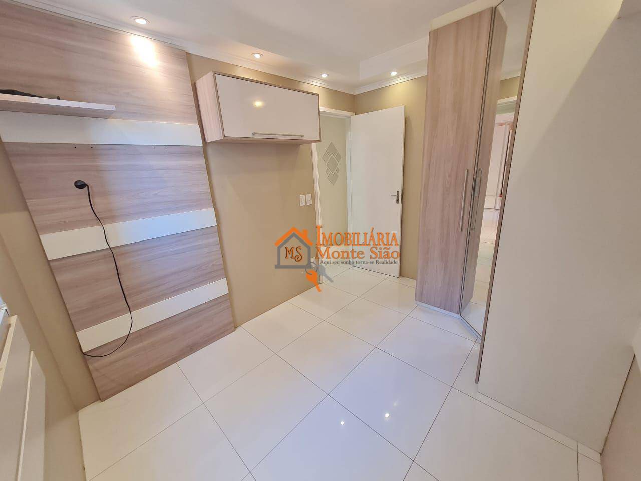 Apartamento à venda com 2 quartos, 58m² - Foto 32