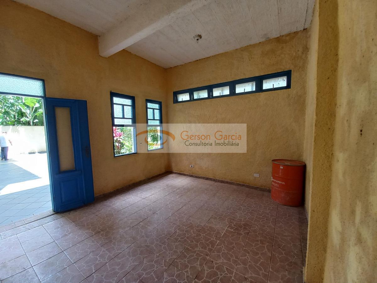 Casa de Condomínio para alugar com 3 quartos, 250m² - Foto 41