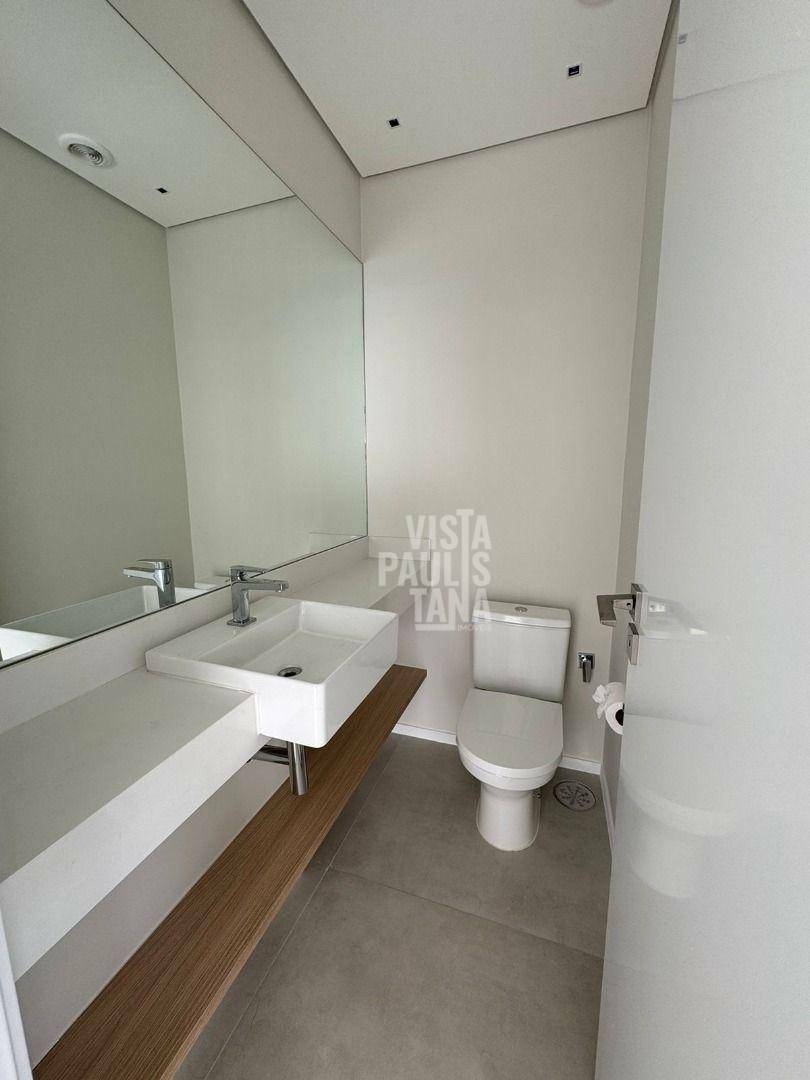 Apartamento para alugar com 3 quartos, 147m² - Foto 32