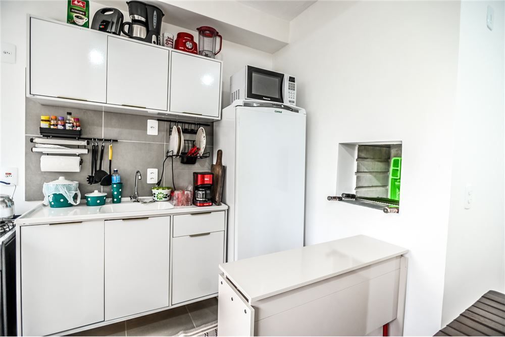 Apartamento à venda com 2 quartos, 42m² - Foto 4