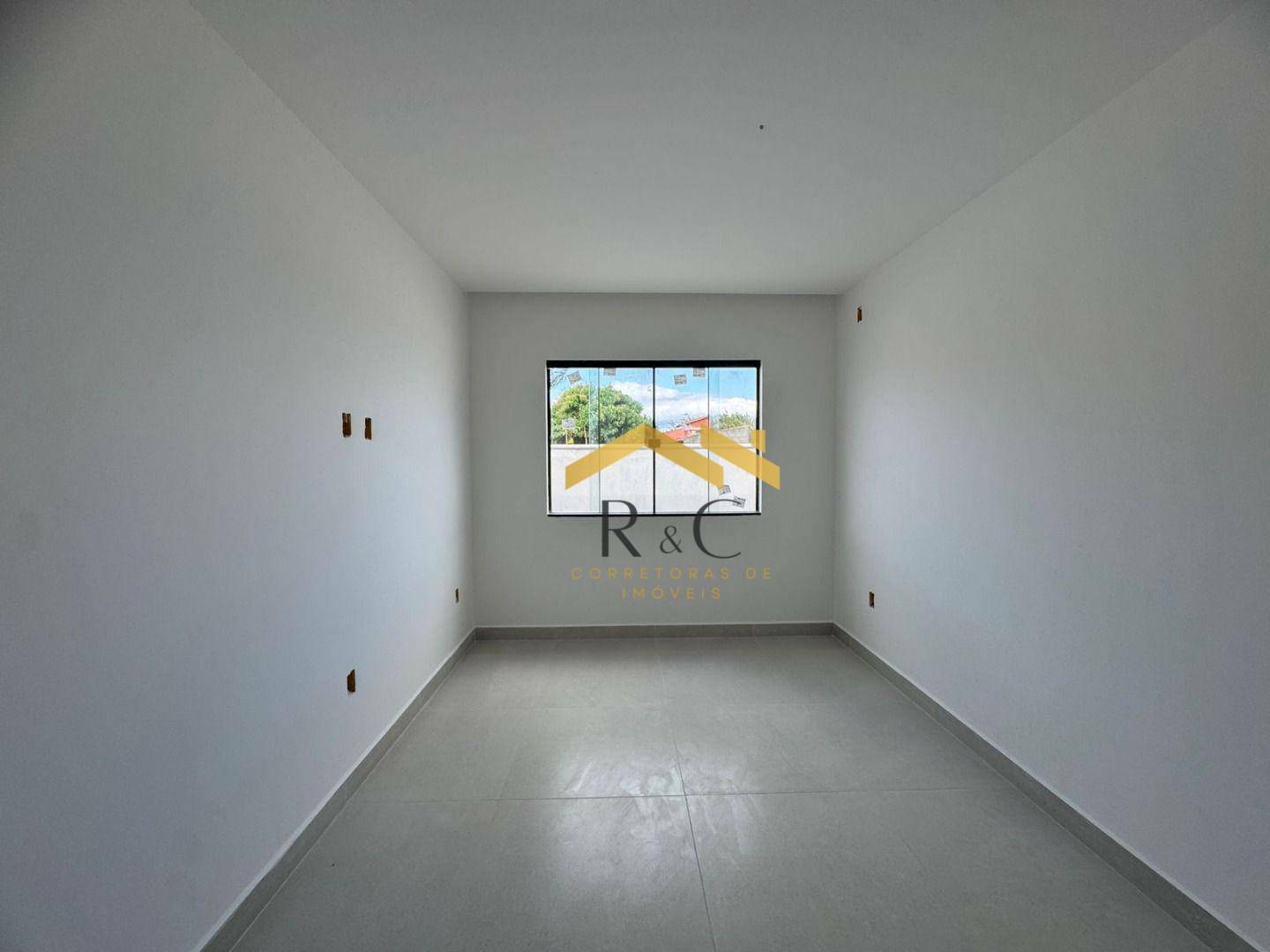 Casa à venda com 3 quartos, 72m² - Foto 11