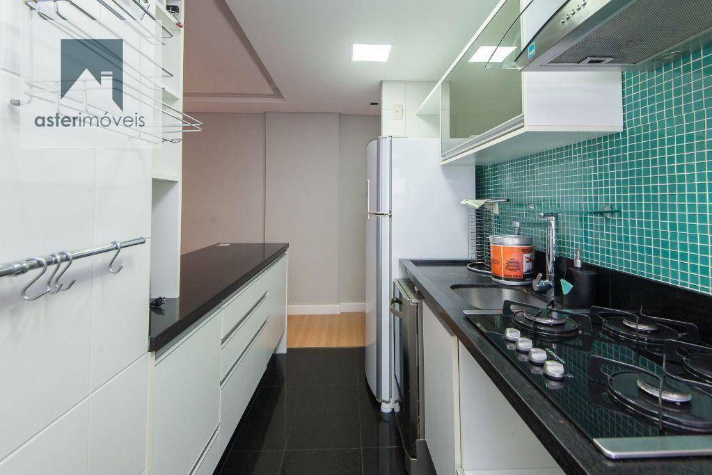 Apartamento para alugar com 2 quartos, 62m² - Foto 44