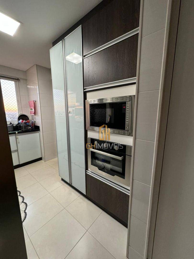 Apartamento à venda com 3 quartos, 113m² - Foto 10