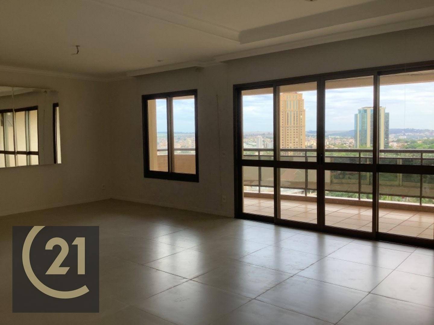 Apartamento à venda com 3 quartos, 202m² - Foto 1