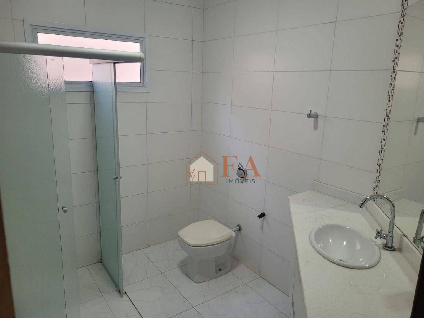 Casa à venda com 3 quartos, 205m² - Foto 12