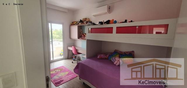 Casa de Condomínio à venda com 3 quartos, 250m² - Foto 17