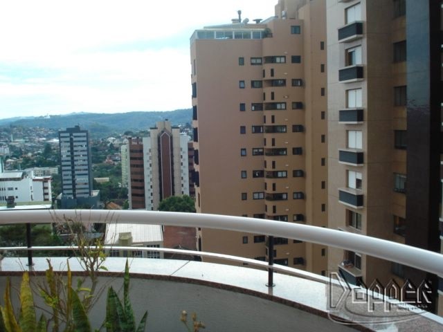 Apartamento à venda com 3 quartos, 178m² - Foto 8