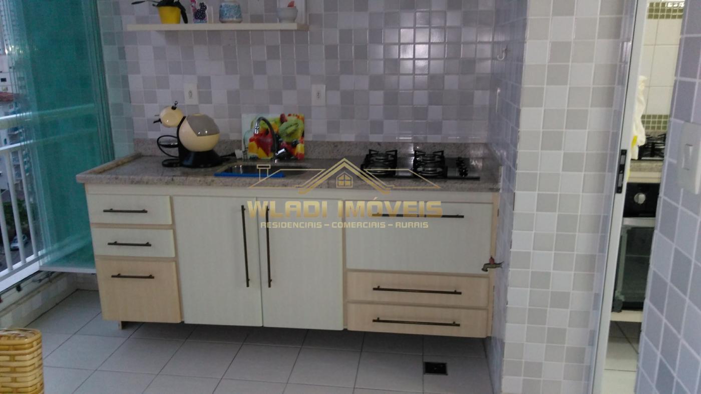 Apartamento à venda com 3 quartos, 118m² - Foto 3