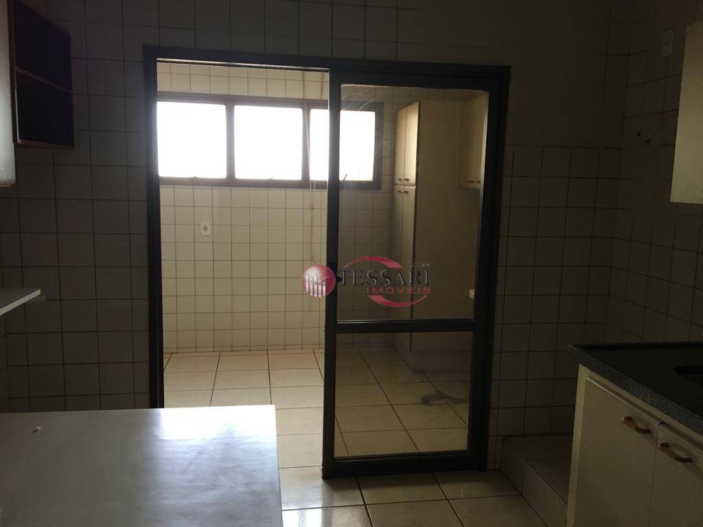 Apartamento à venda e aluguel com 3 quartos, 170m² - Foto 17