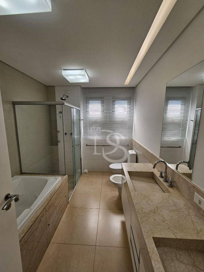 Apartamento, 3 quartos, 186 m² - Foto 9