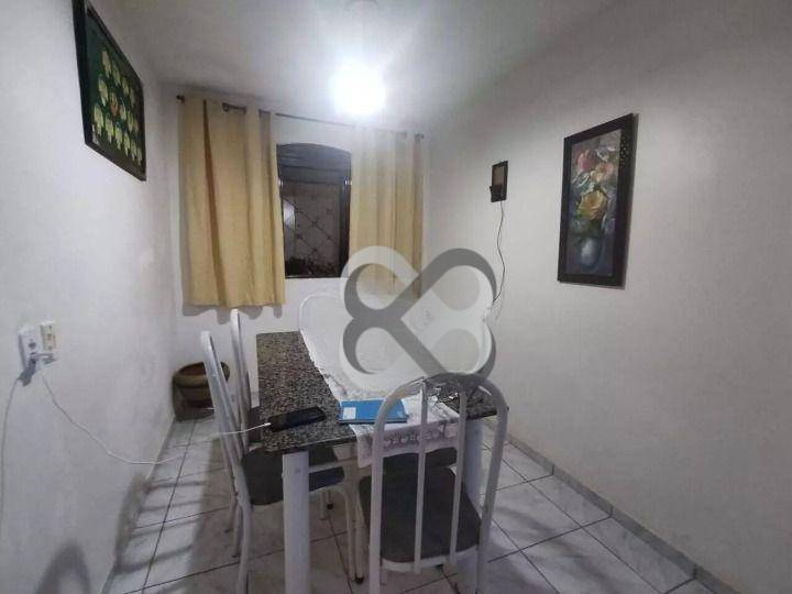 Casa à venda com 3 quartos, 104m² - Foto 4