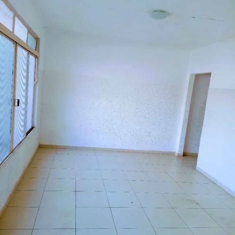 Casa à venda com 3 quartos, 150m² - Foto 9