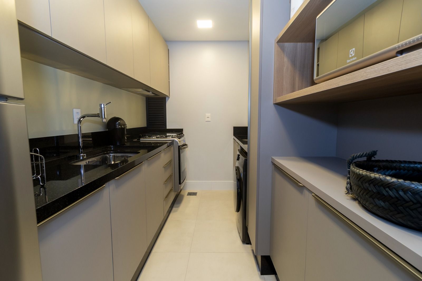 Apartamento à venda com 3 quartos, 90m² - Foto 12