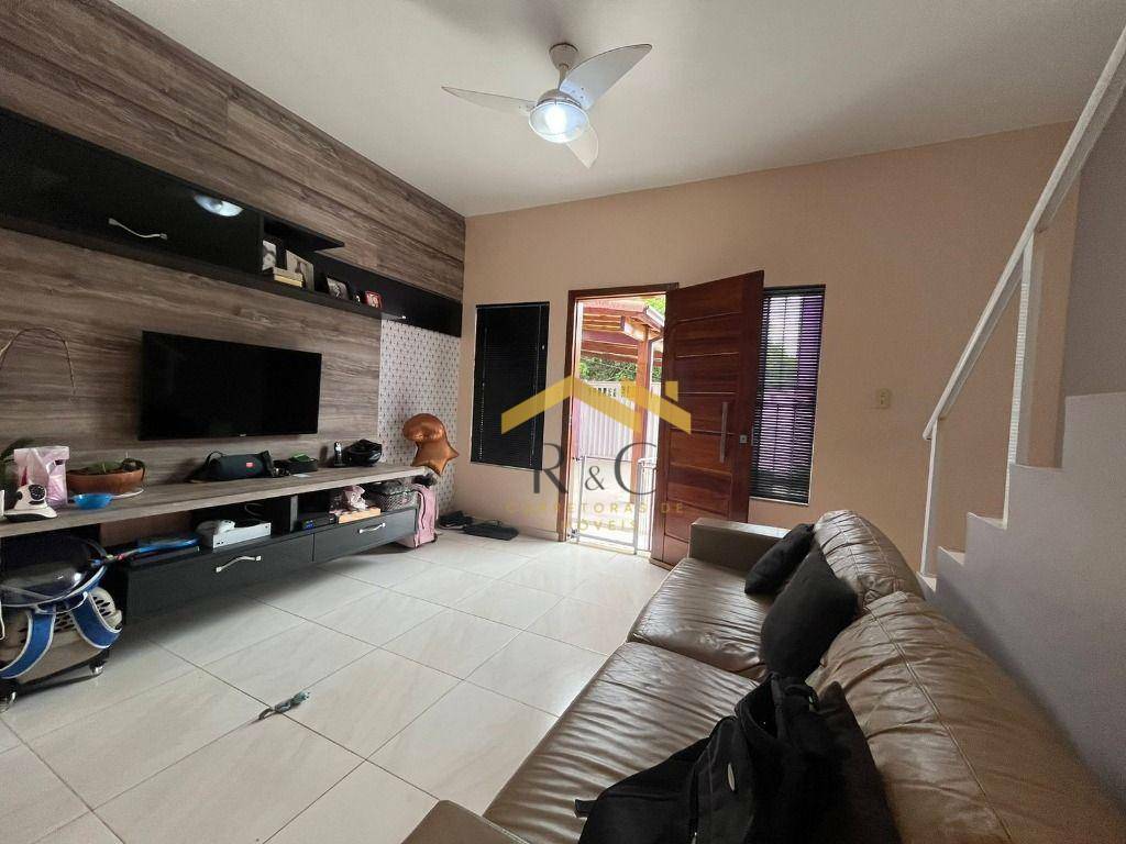 Casa à venda com 2 quartos, 84m² - Foto 3