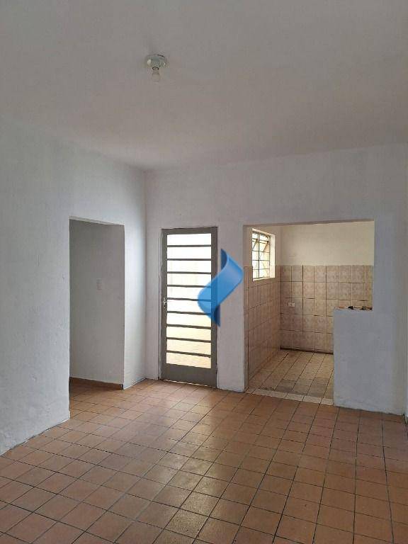 Casa à venda com 5 quartos, 241m² - Foto 7