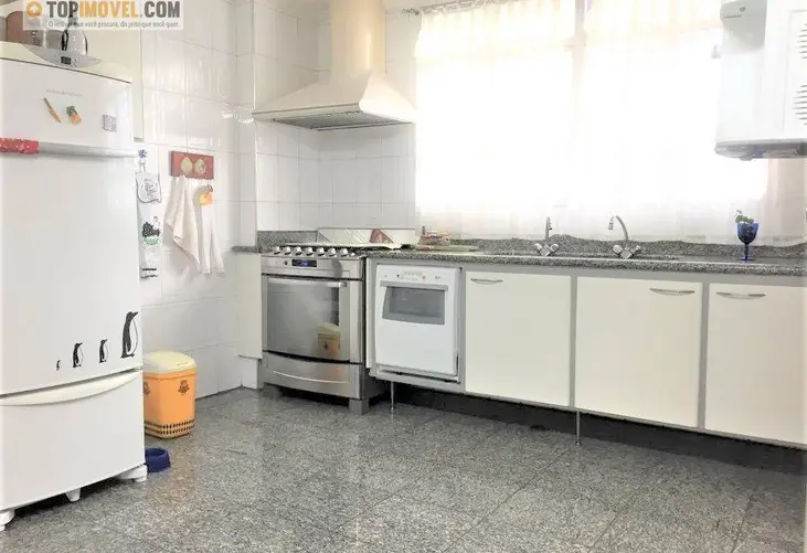 Apartamento à venda com 4 quartos, 201m² - Foto 12