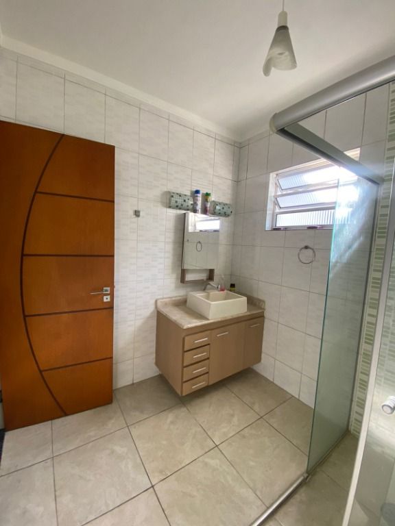 Sobrado à venda e aluguel com 3 quartos, 244m² - Foto 17