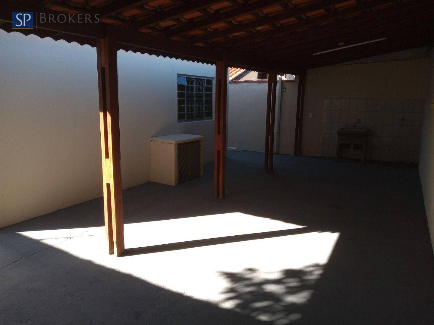 Casa à venda com 3 quartos, 138m² - Foto 4