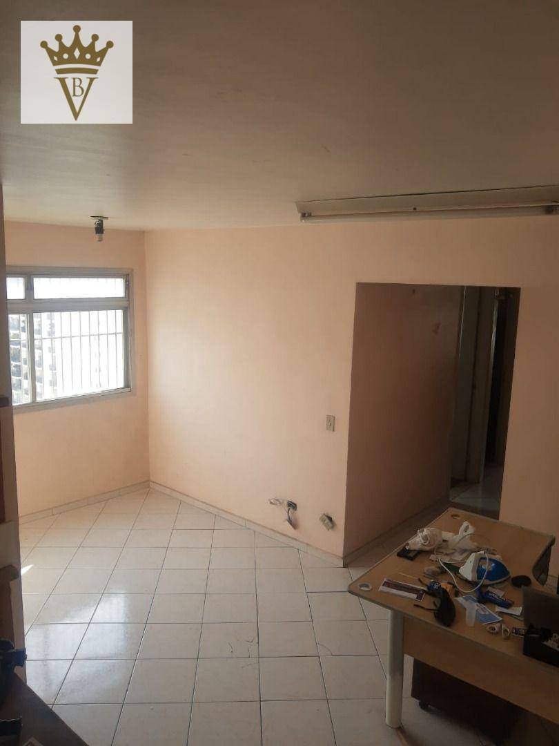 Apartamento à venda com 3 quartos, 87m² - Foto 2