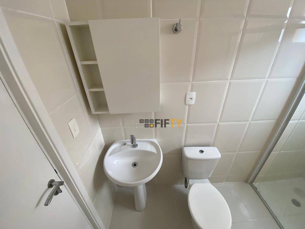 Apartamento à venda e aluguel com 2 quartos, 70m² - Foto 20