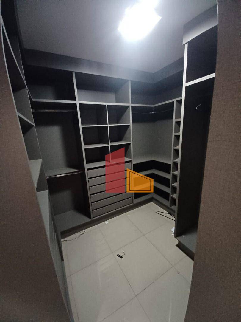 Apartamento à venda com 4 quartos, 236m² - Foto 29