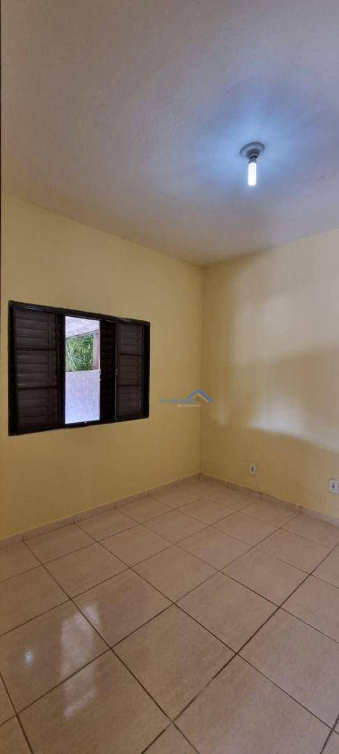 Casa à venda com 5 quartos, 200m² - Foto 19