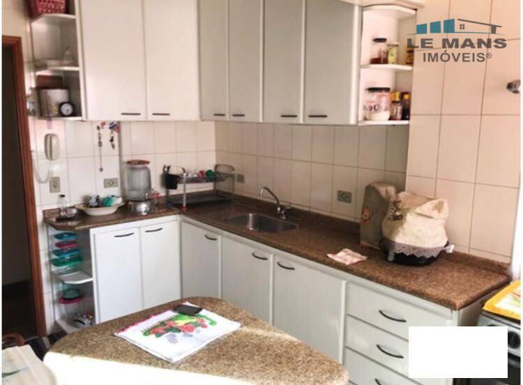 Apartamento à venda com 3 quartos, 82m² - Foto 7