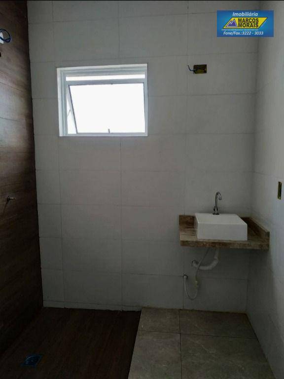 Casa de Condomínio à venda com 3 quartos, 95m² - Foto 4