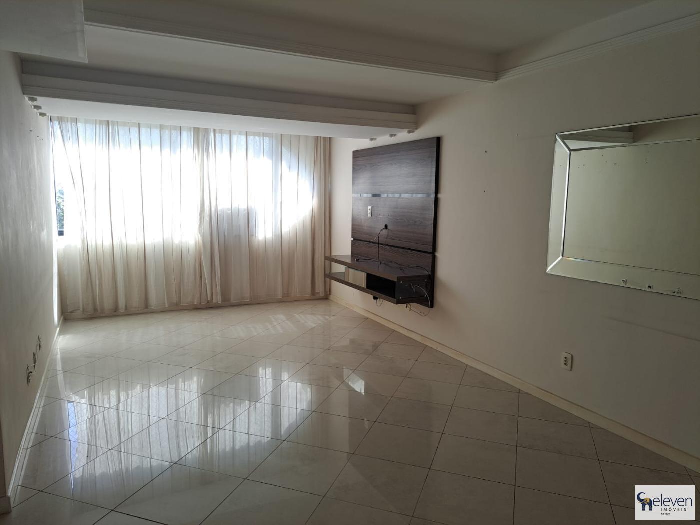 Apartamento à venda com 4 quartos, 145m² - Foto 1