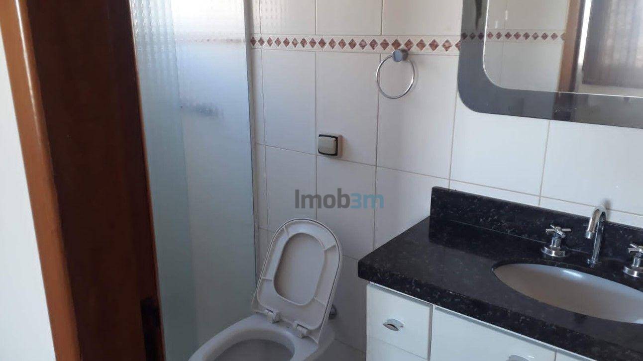 Sobrado à venda com 5 quartos, 300m² - Foto 20