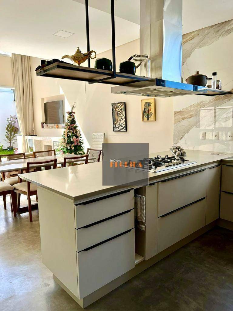Casa à venda com 4 quartos, 163m² - Foto 6