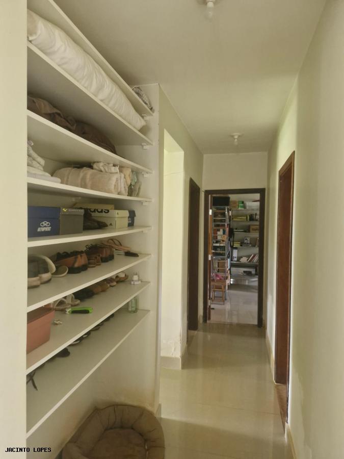 Casa de Condomínio à venda com 3 quartos, 250m² - Foto 19