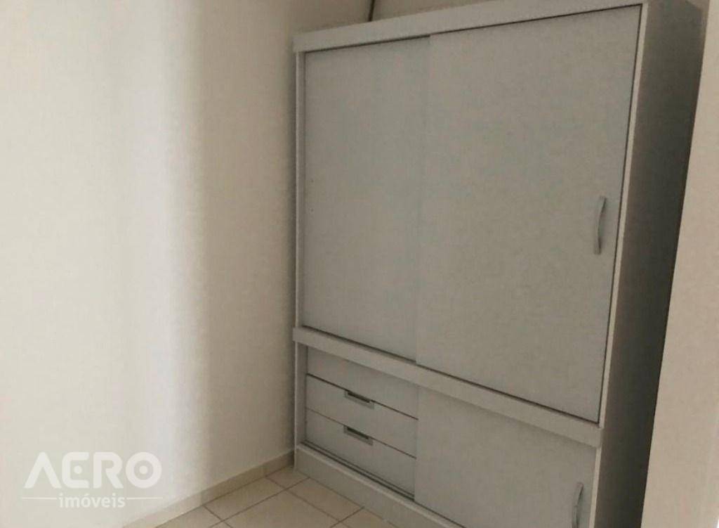 Apartamento à venda com 3 quartos, 77m² - Foto 5