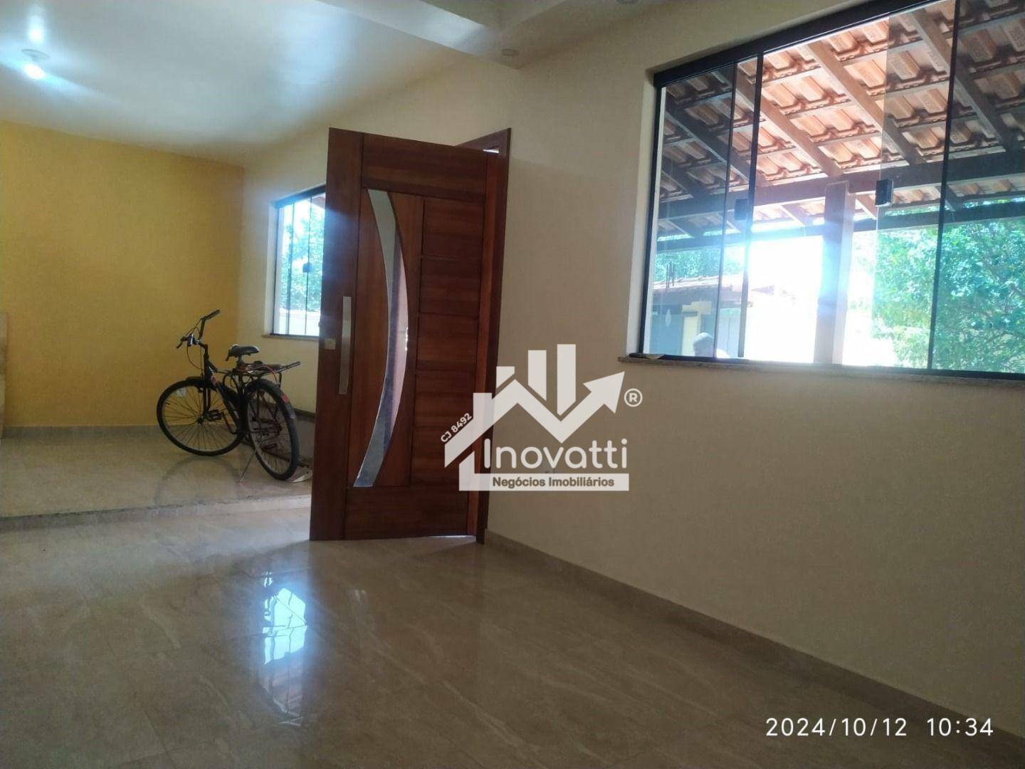 Casa à venda com 3 quartos, 110m² - Foto 11