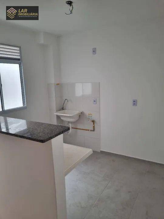 Apartamento à venda com 2 quartos, 40m² - Foto 2