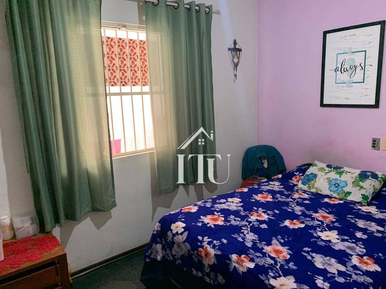 Casa à venda com 4 quartos, 262m² - Foto 11