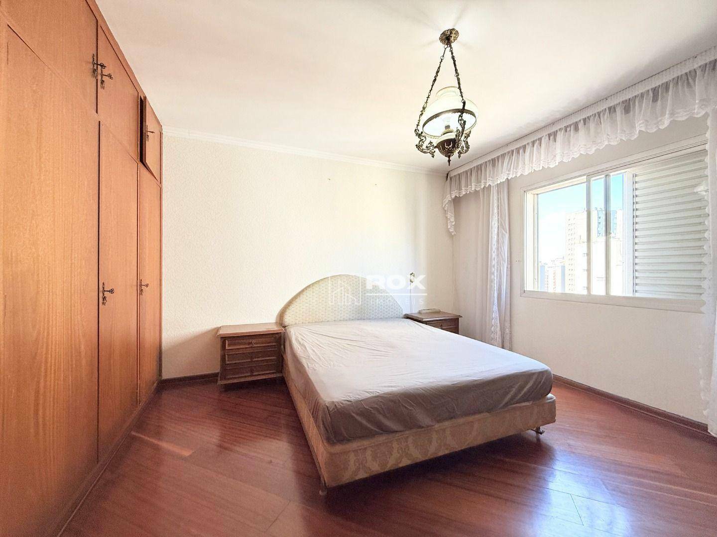 Cobertura para alugar com 3 quartos, 262m² - Foto 12