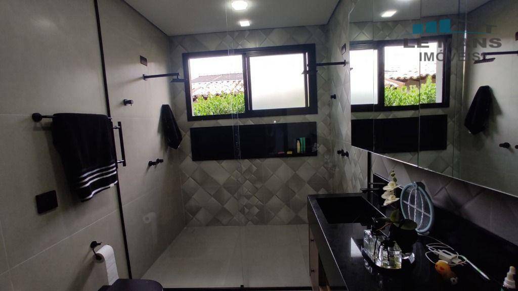 Casa de Condomínio à venda com 4 quartos, 660m² - Foto 51