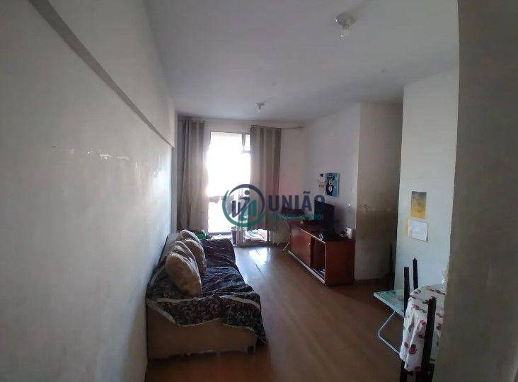 Apartamento à venda com 2 quartos, 80m² - Foto 4