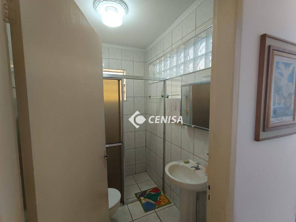 Casa à venda com 4 quartos, 220m² - Foto 17