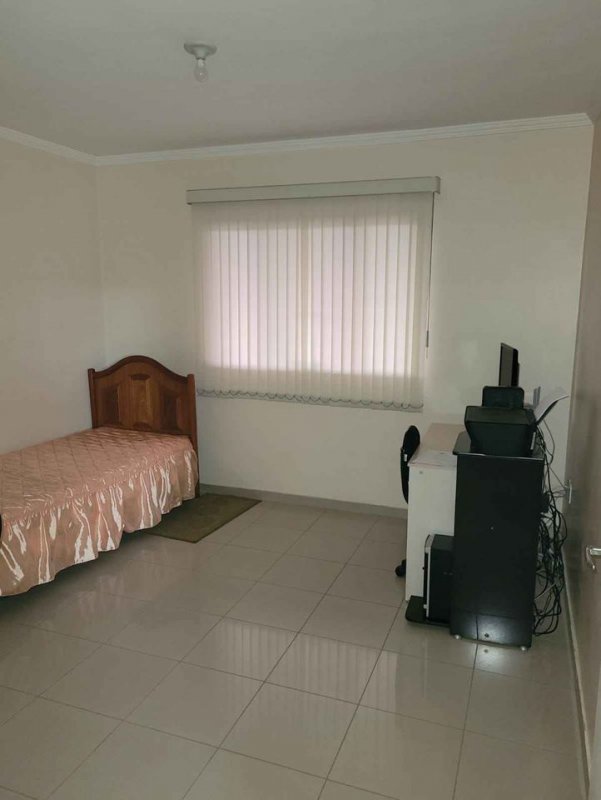 Sobrado à venda com 3 quartos, 243m² - Foto 9