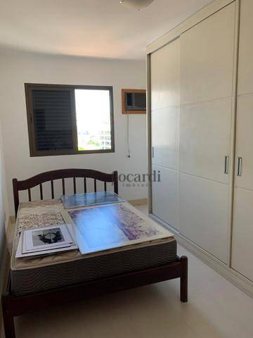 Apartamento para alugar com 3 quartos, 120m² - Foto 6