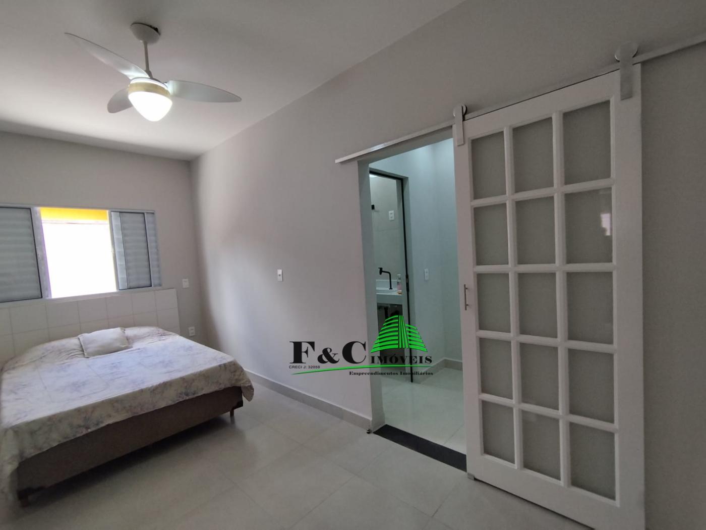 Casa à venda com 2 quartos, 140m² - Foto 15