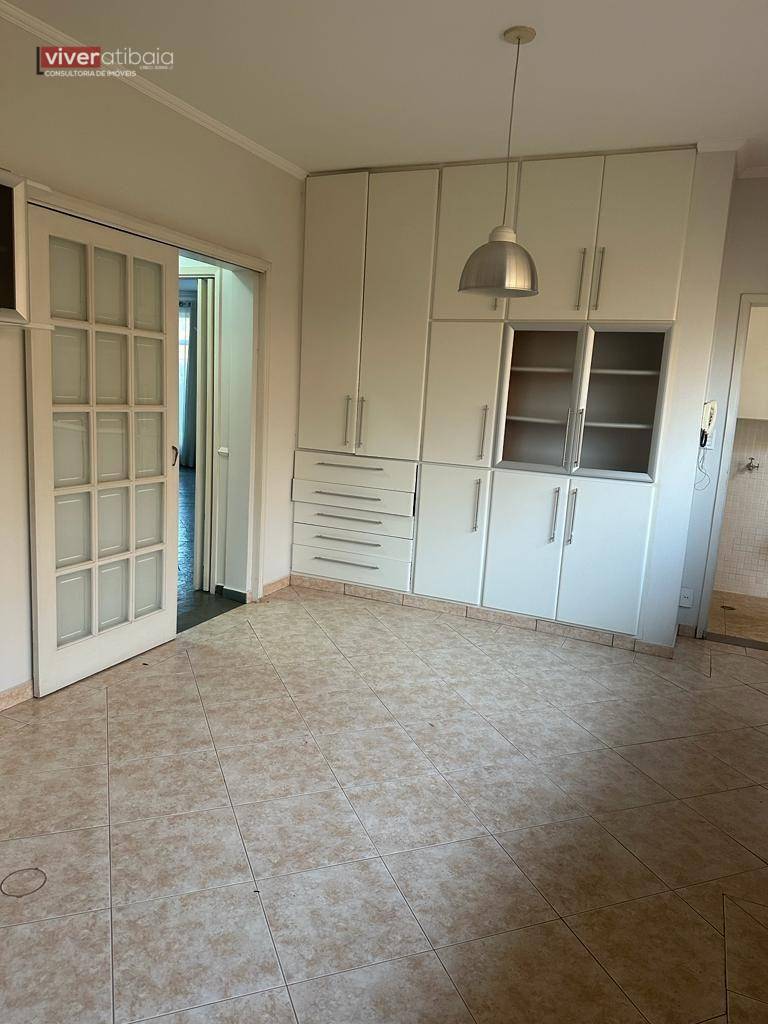 Casa à venda com 3 quartos, 369m² - Foto 11