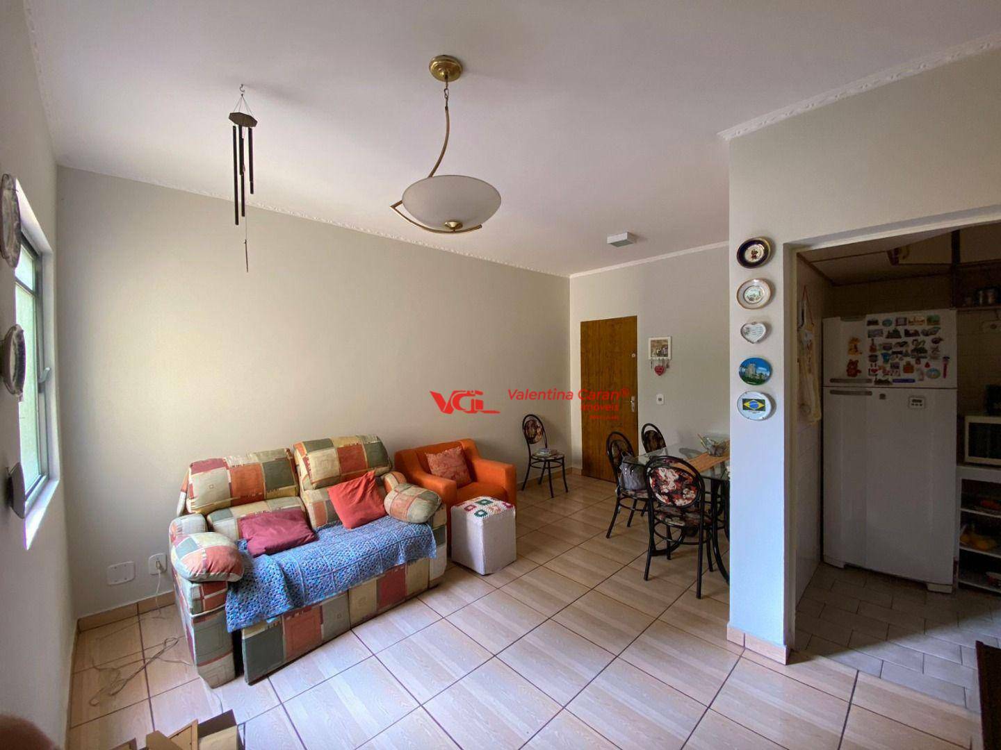 Apartamento à venda com 2 quartos, 72m² - Foto 2