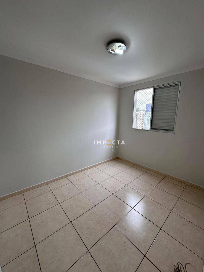 Apartamento à venda com 2 quartos, 48m² - Foto 2