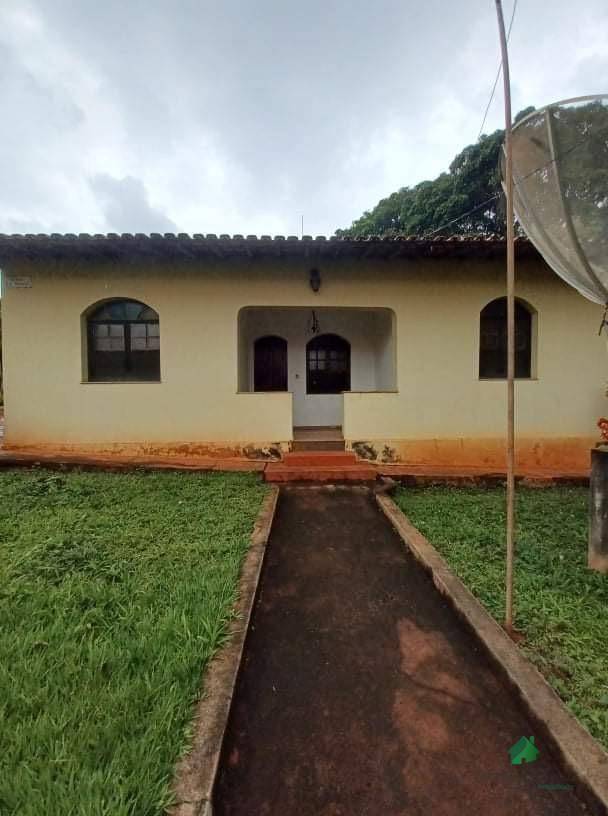 Chácara, 3 quartos, 3050 m² - Foto 2