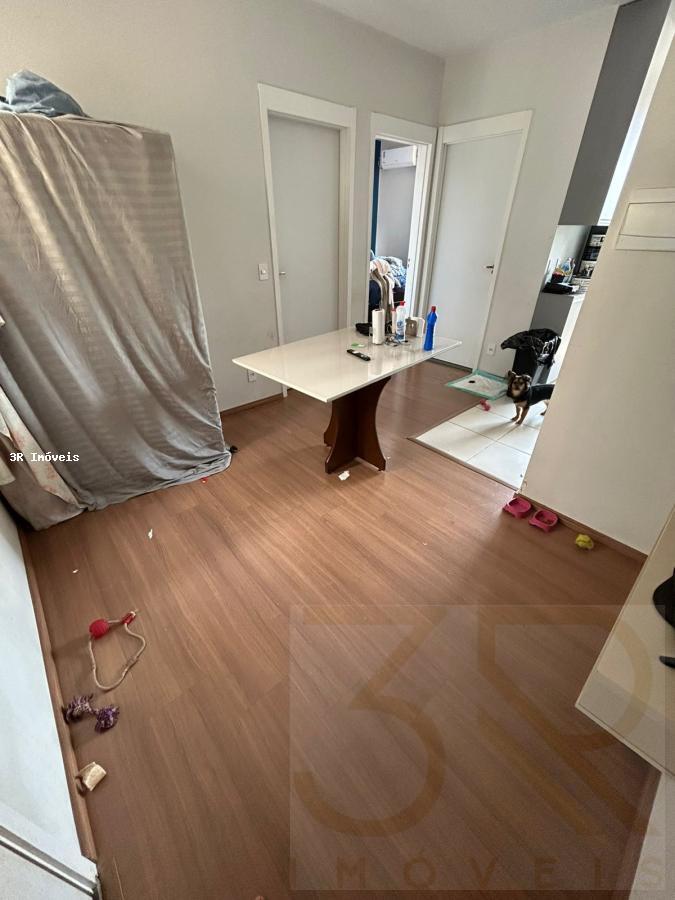 Apartamento à venda com 2 quartos, 40m² - Foto 4