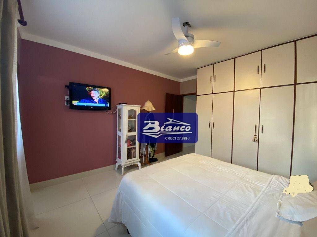 Sobrado à venda com 3 quartos, 218m² - Foto 16