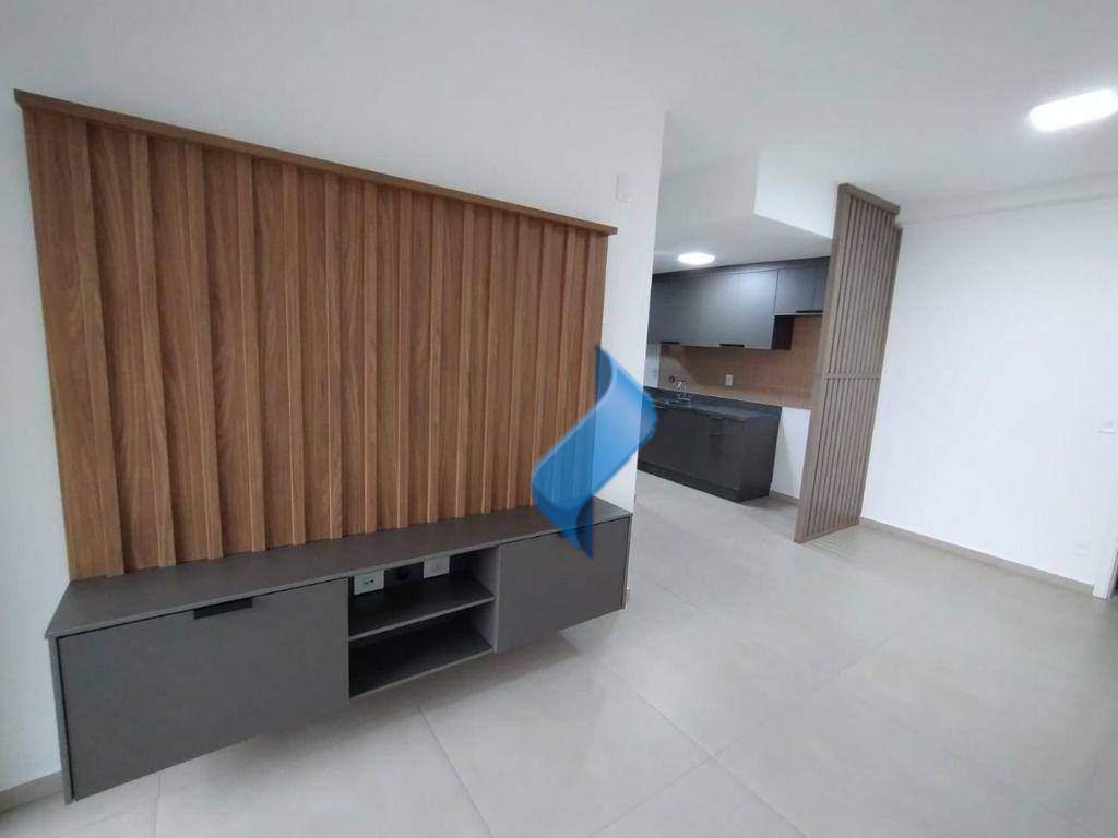 Apartamento à venda com 2 quartos, 74m² - Foto 2